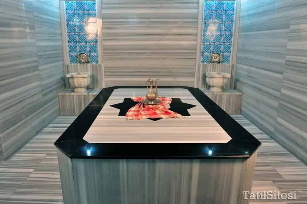 Golden Day Wings Hotel